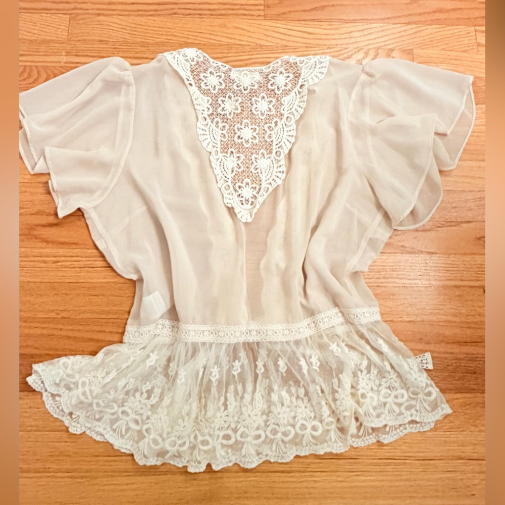 A'Reve Cream Lace Detail Bohemian Peasant Blouse - Picture 6 of 12